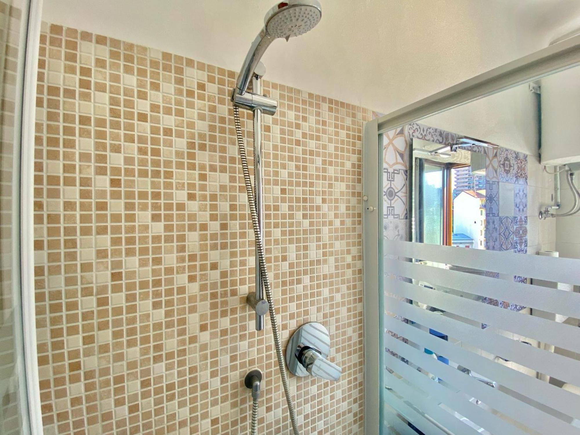 Metro S&m Home, Moderno E Confortevole Con Metro M3 Sotto Casa Mailand